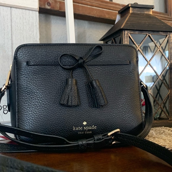 kate spade Handbags - Sold ❗️Beautiful new Kate spade ♠️ crossbody